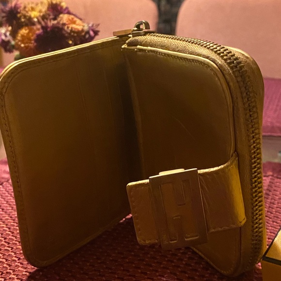💛Fendi Wallet - Picture 5 of 5